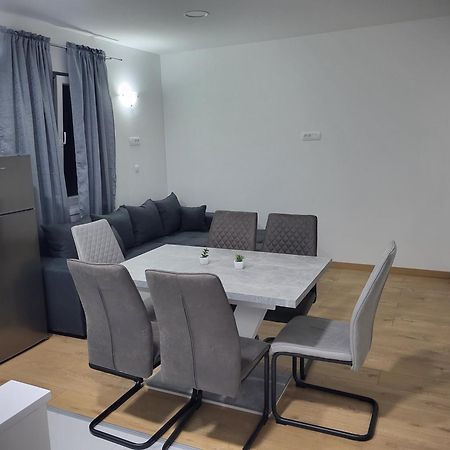 Apartmani Skorpion คาชเตลา ภายนอก รูปภาพ