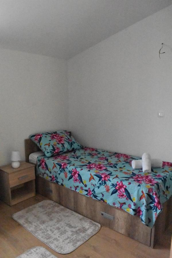 Apartmani Skorpion คาชเตลา ภายนอก รูปภาพ