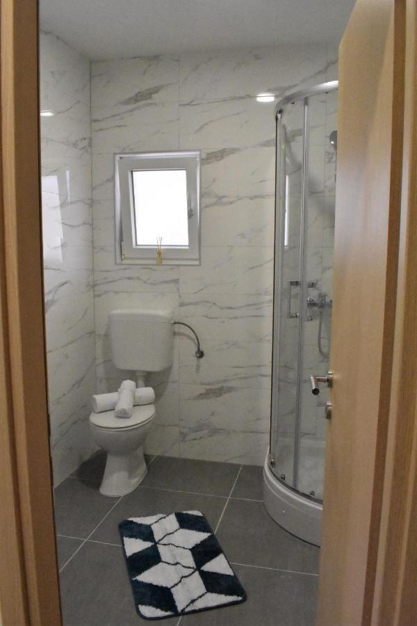 Apartmani Skorpion คาชเตลา ภายนอก รูปภาพ