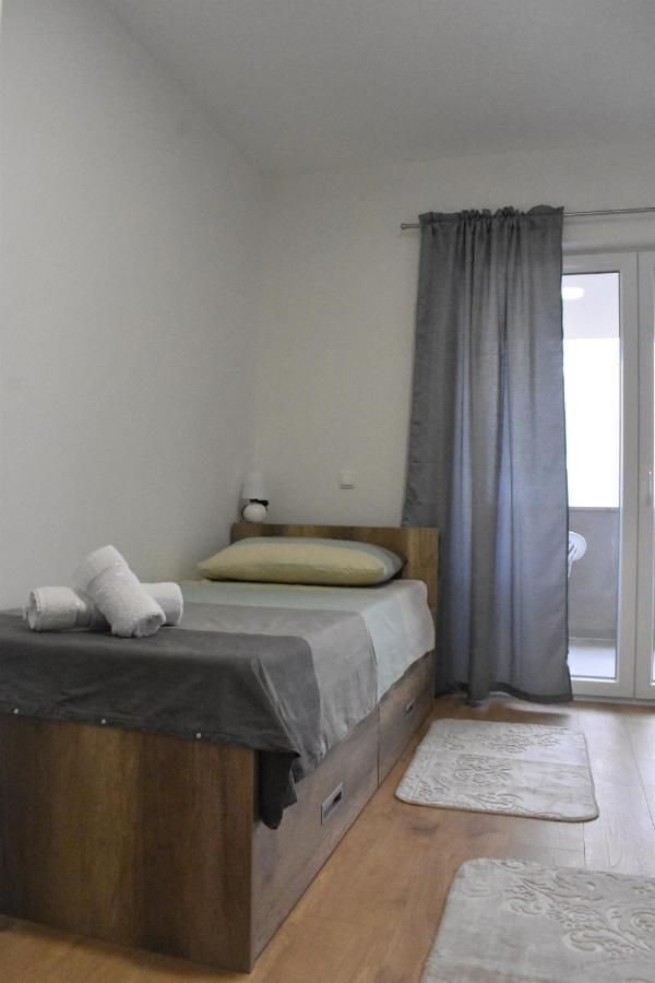 Apartmani Skorpion คาชเตลา ภายนอก รูปภาพ