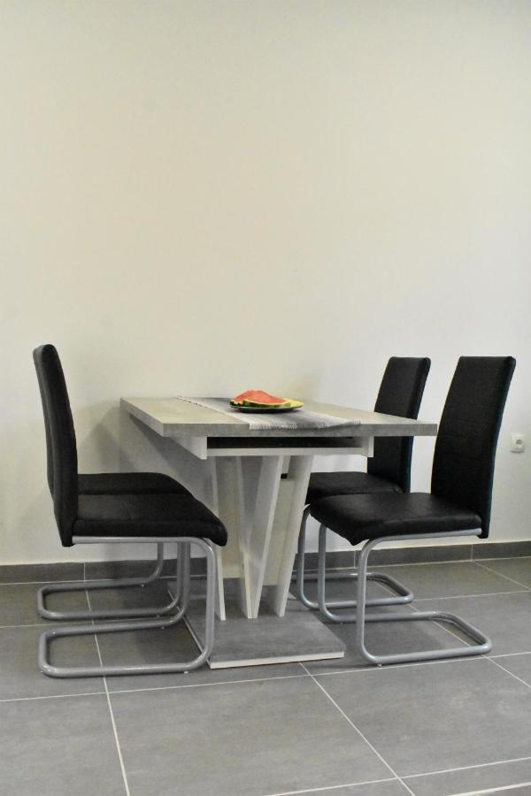 Apartmani Skorpion คาชเตลา ภายนอก รูปภาพ
