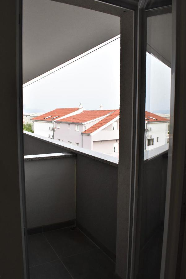 Apartmani Skorpion คาชเตลา ภายนอก รูปภาพ