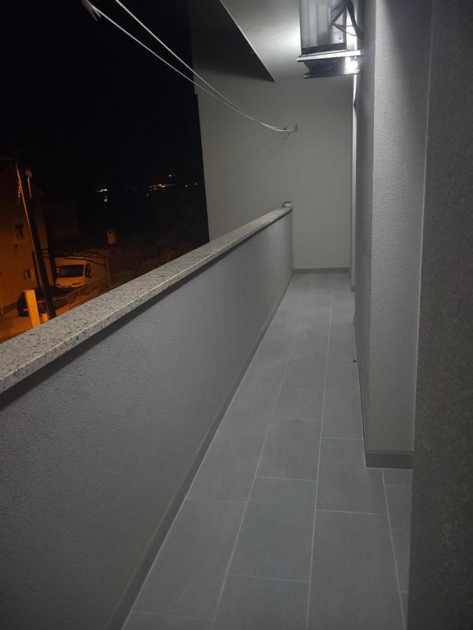Apartmani Skorpion คาชเตลา ภายนอก รูปภาพ